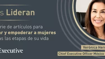 Promotional graphic with the text ‘Ellas Lideran’ and a person seated beside the article information.